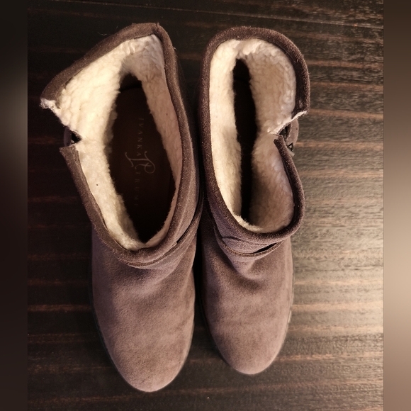Ivanka Trump Grey Genuine Suede & Shearling Ankle Boots Size 8.5 M Women's - Picture 14 of 14